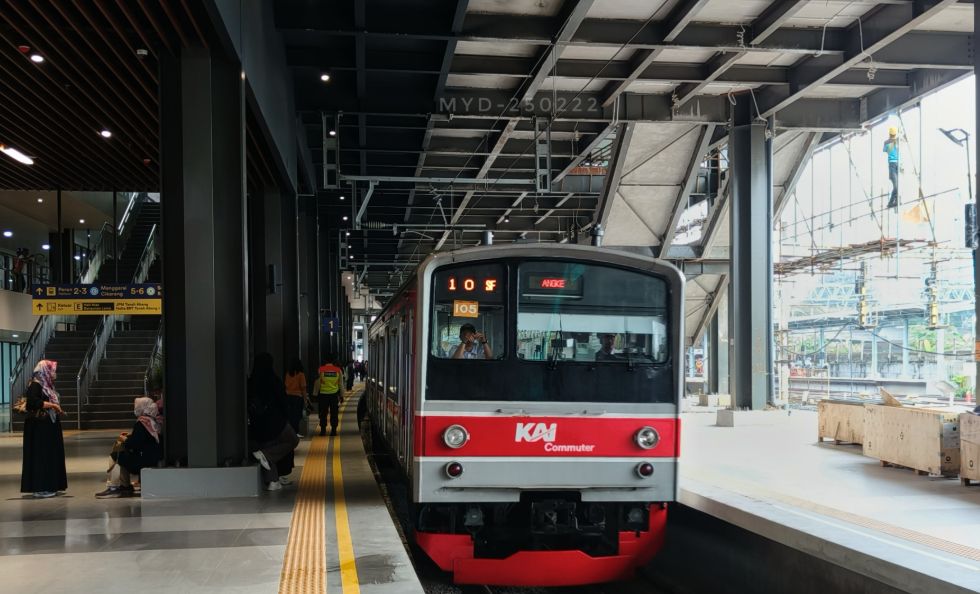 Peron Jalur 1 Stasiun Tanah Abang Resmi Beroperasi, Perhatikan Perubahan Alur